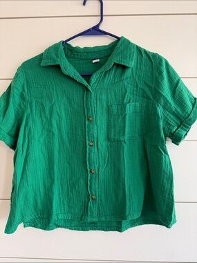 Old Navy Emerald Green Short-Sleeve Button-Down Shirt